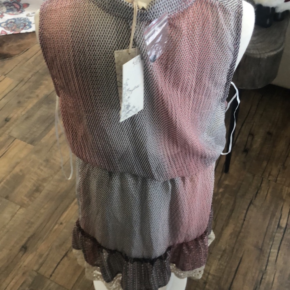 Small dress - Picture 2 of 2